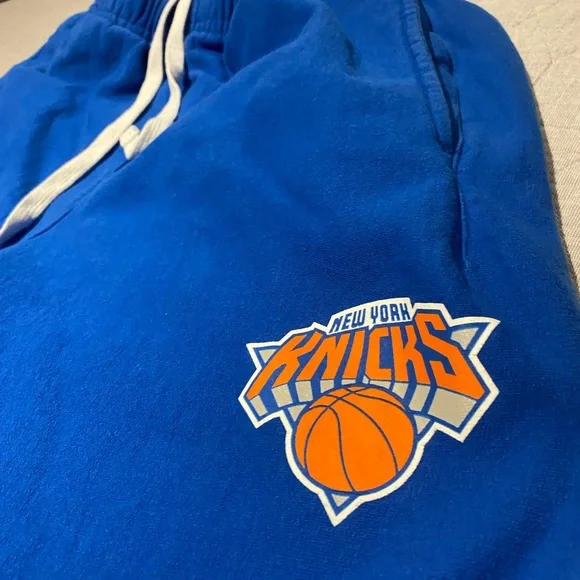 Octobers Very Own New York Knick’s Collab - Picture 9 of 10